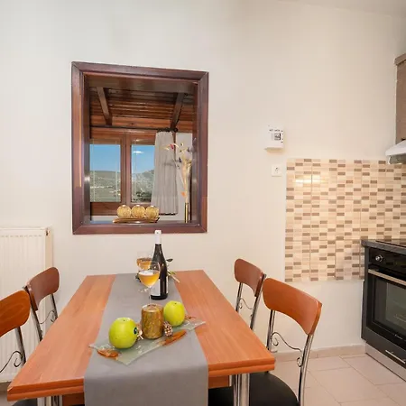 Key To Sunset Holiday home Angon